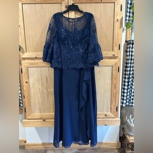 Women’s Le Bos Elegant Navy Blue Lace Gown Sz 14W Mother of Bride Bridesmaids